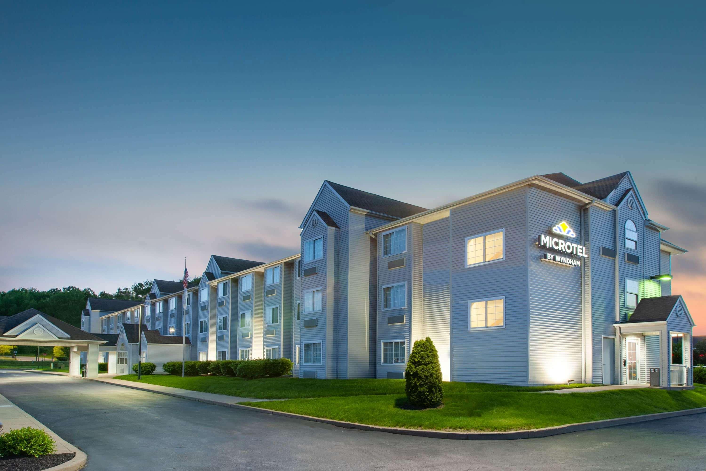 Robinson Township Microtel Inn & Suites By Wyndham Pittsburgh Airport מראה חיצוני תמונה